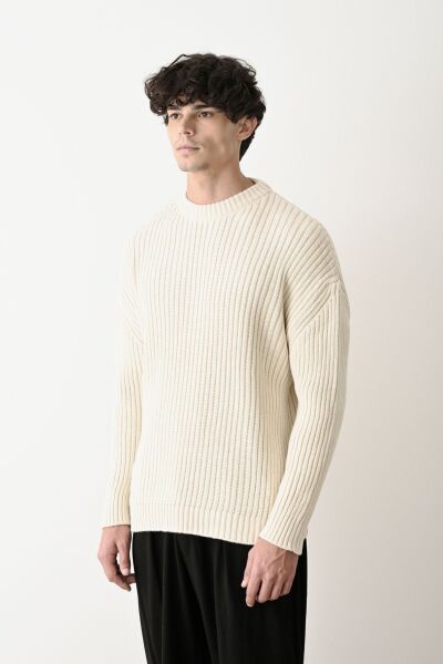 Modern Oversize Triko Kazak - Rahat ve Şık Tasarım
