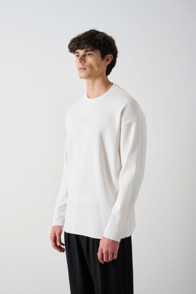 Modern Couture Desenli Oversize Sweatshirt - Rahat ve Şık Tasarım