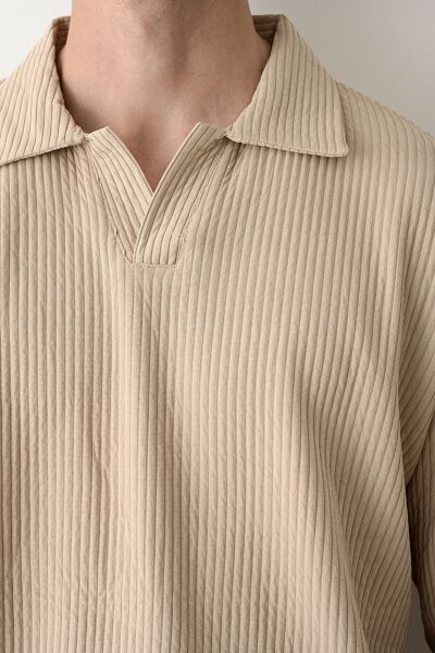 Gömlek Yaka Oversize Sweatshirt - Şık ve Rahat Tasarım