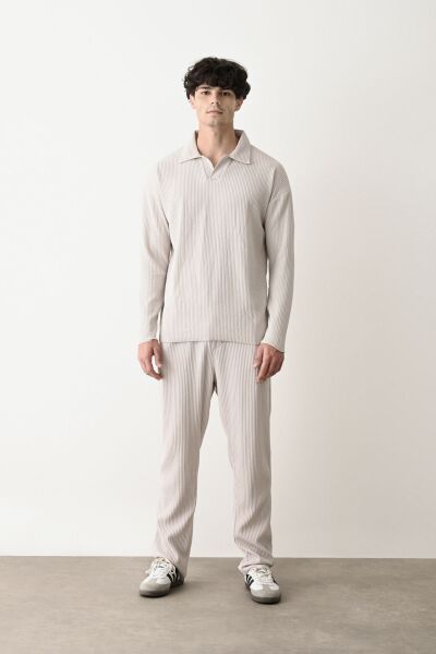Gömlek Yaka Oversize Sweatshirt - Şık ve Rahat Tasarım